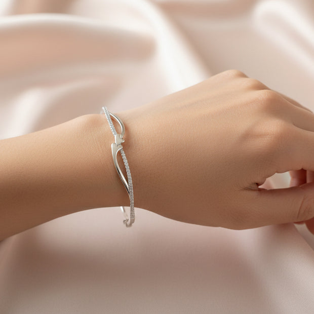 92.5 Sterling Silver Women Bracelet /Heart Model