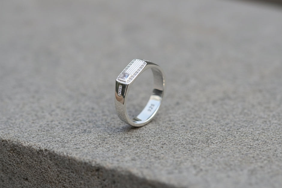 92.5 Sterling Silver Zircon Geometric Ring For Men